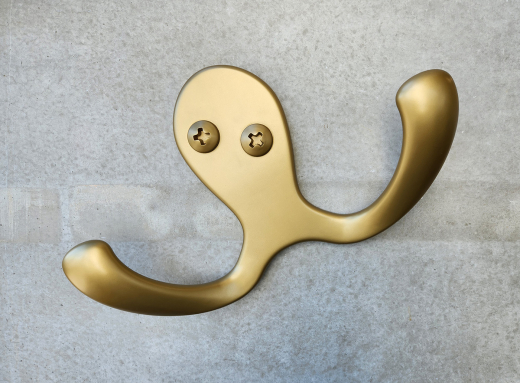 Absurd Encounters of the Drunken Octopus Kind